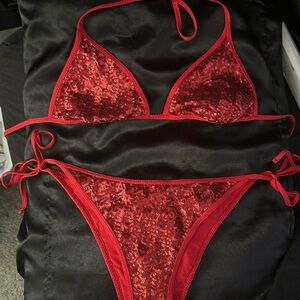 Brand new SKIMS bikini set